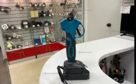 секатор Makita АКБ