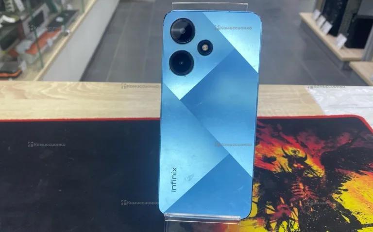 Infinix Hot 30i 4/64 ГБ