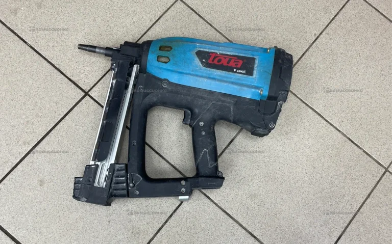 Монтажный пистолет Toya GSN50