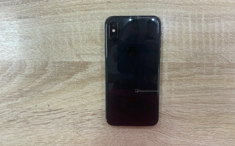 Apple iPhone X 3/64 ГБ Пароль 1736
