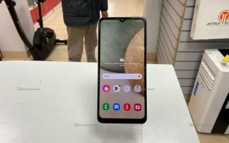 Samsung Galaxy A12 2/32 ГБ