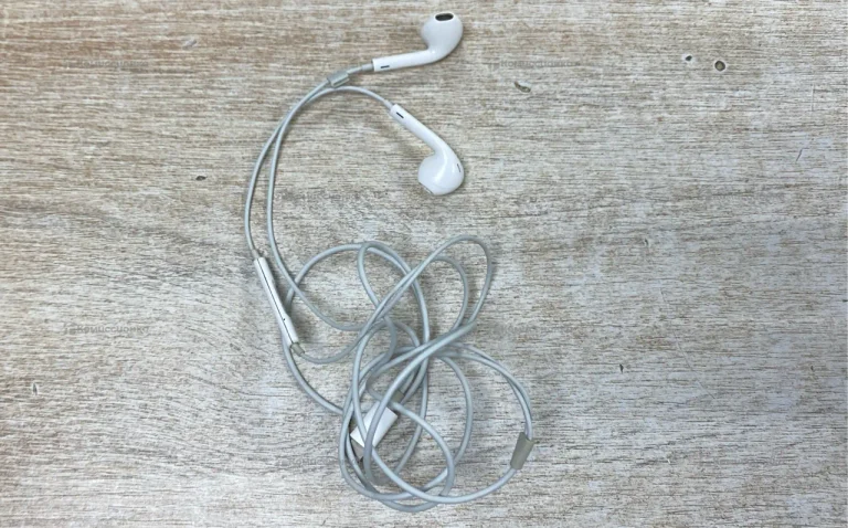 Наушники EarPods