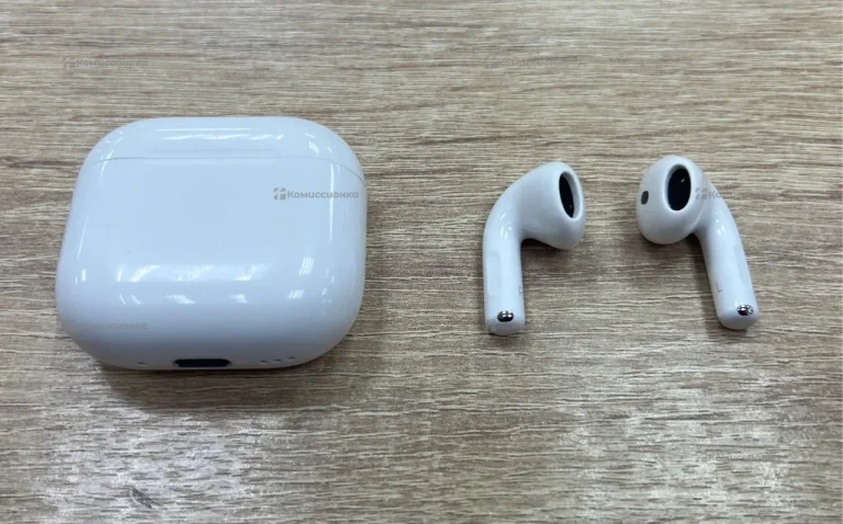 Наушники  AirPods 4 с шумоподавлением