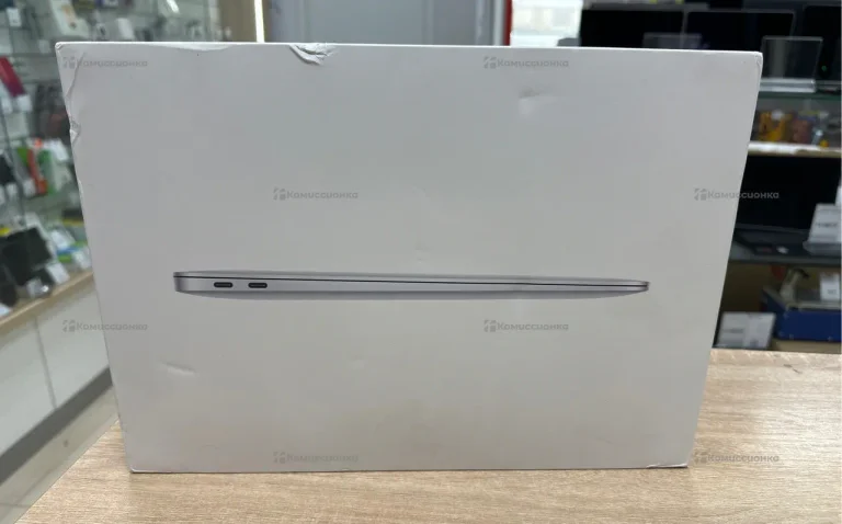 Ноутбук Apple MacBook Air 13 2020 M1 8/256 ГБ