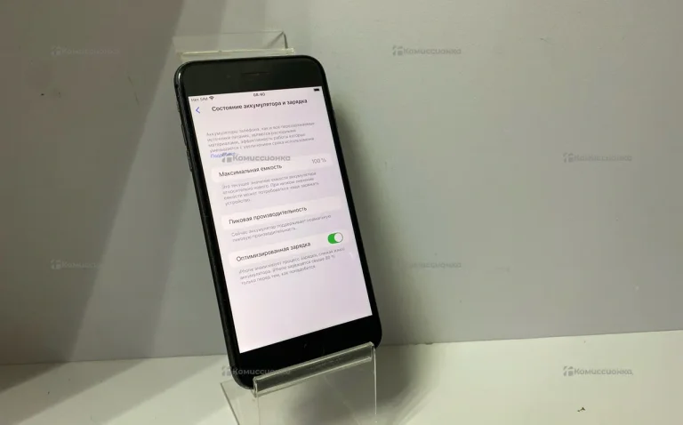 Apple iPhone 8 Plus 3/64 ГБ
