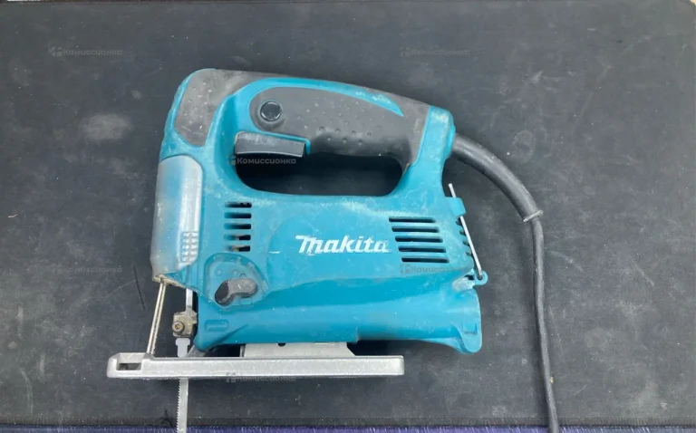 Электролобзик makita 4329
