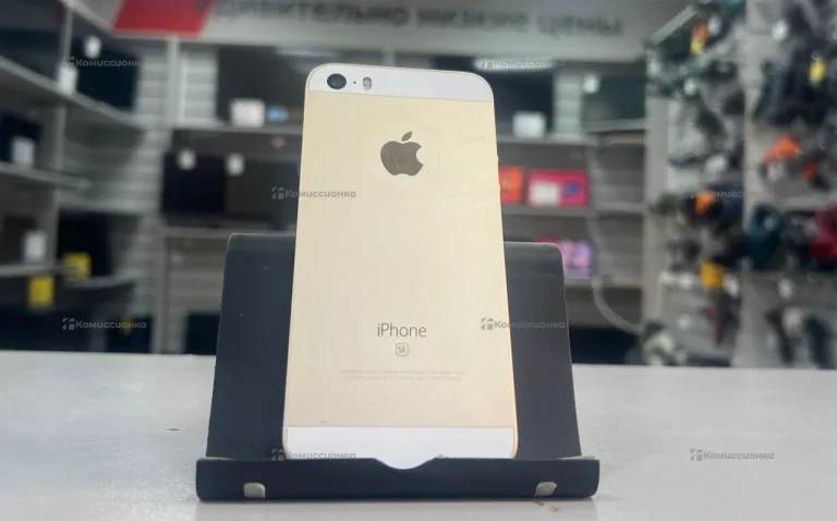 Apple iPhone SE  3/64 ГБ