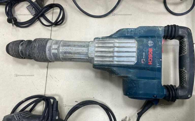 Отбойный молоток Bosch GSH 11 VC