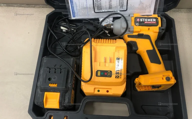 Аккумуляторный ударный гайковерт Steher CWB-300-1