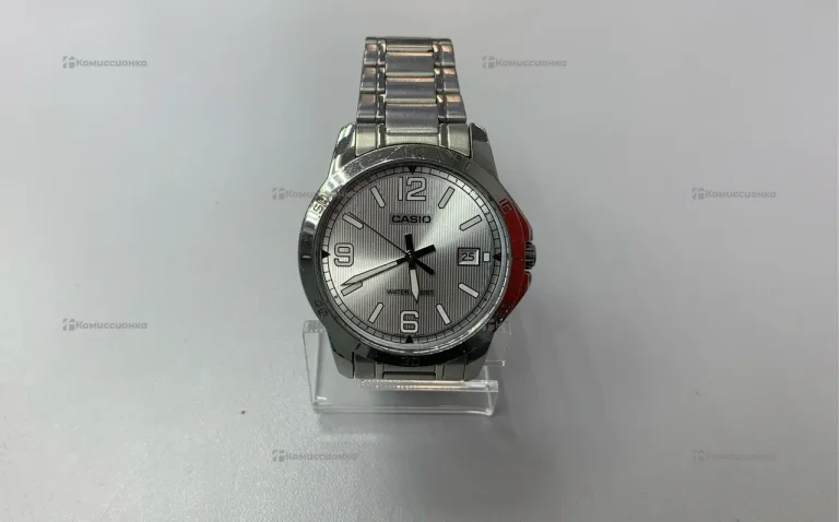 Часы Casio