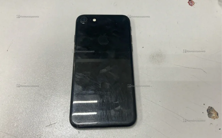 Apple iPhone 7 2/128 ГБ