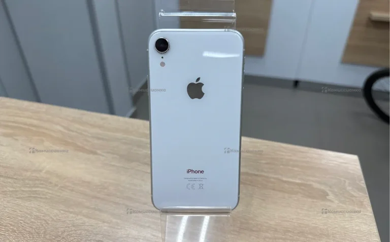 Apple IPhone XR 64Гб