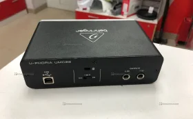 Музыкальная карта Behringer UMC22