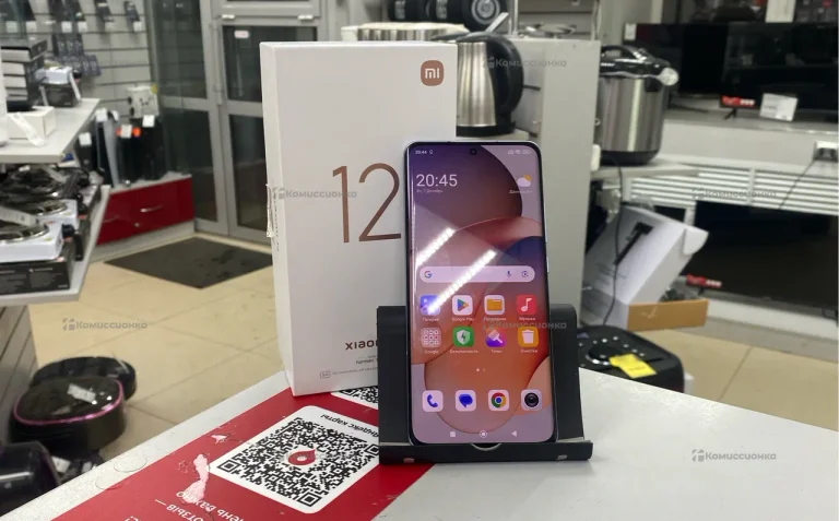 Xiaomi 12 8/128 ГБ