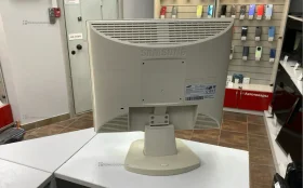 Монитор Samsung SyncMaster 710v