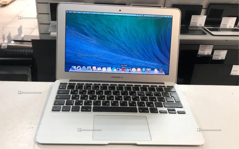 Ноутбук Macbook Air 11 (2011)