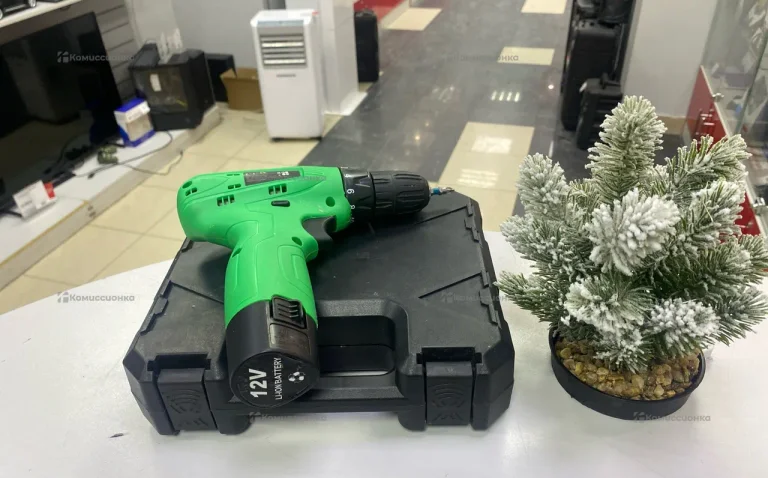 шуруповерт Green 12-Li-ion