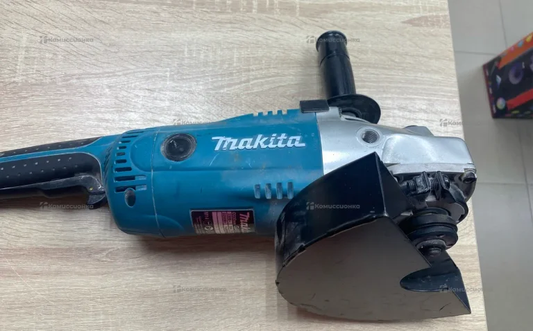 УШМ makita GA9020