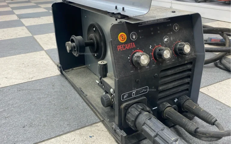 Сварочный полуавтомат РЕСАНТА САИПА-200