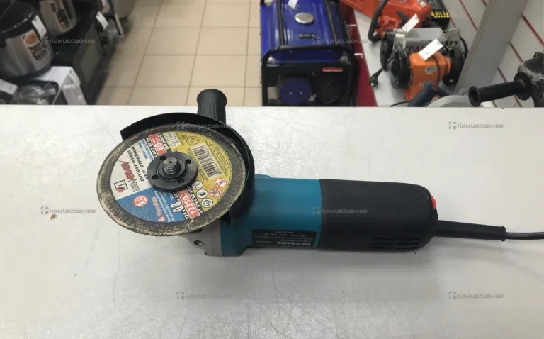 Ушм Makita9558HN реплика