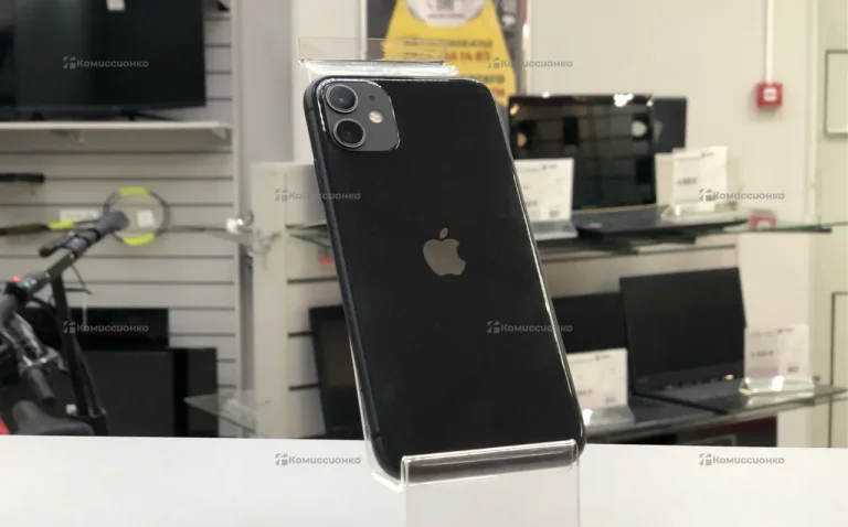 Apple iPhone 11 4/64 ГБ