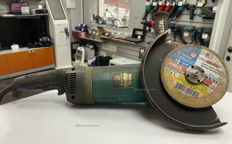 УШМ Makita GA9080