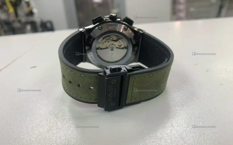 Часы  hublot