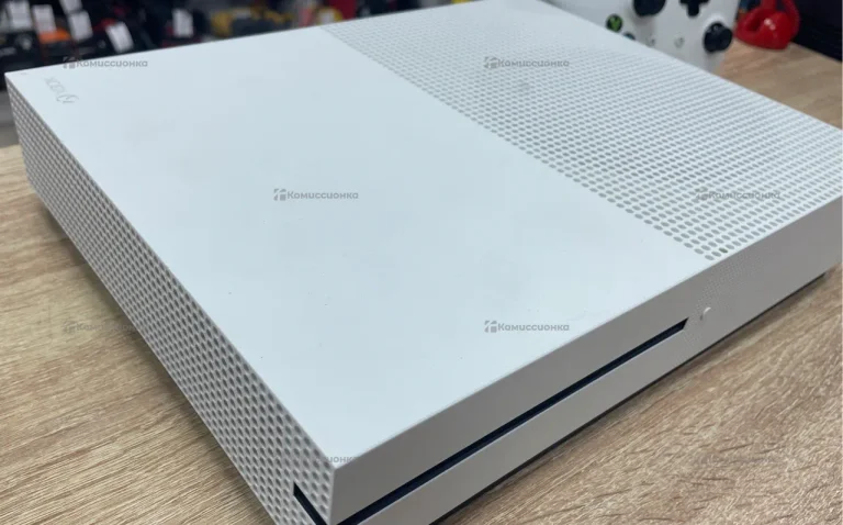 Приставка Xbox one s512 Gb .