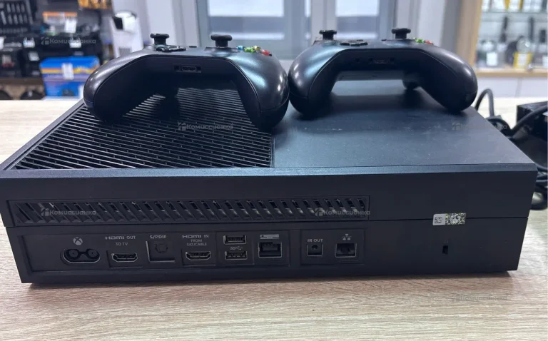 Приставка Xbox One 500gb