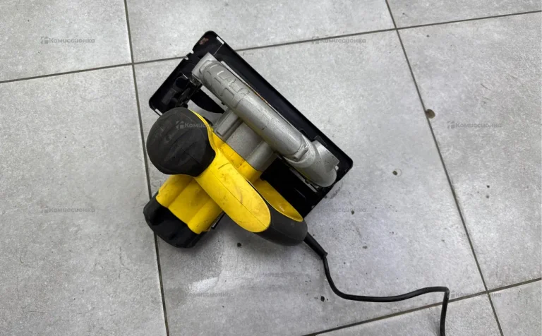 Дисковая пила Kilmer KCD 160/1300