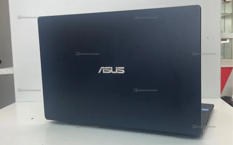 Ноутбук  ASUS Laptop