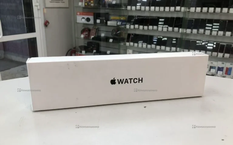 Часы  Apple Watch SE (2 gen) 40mm