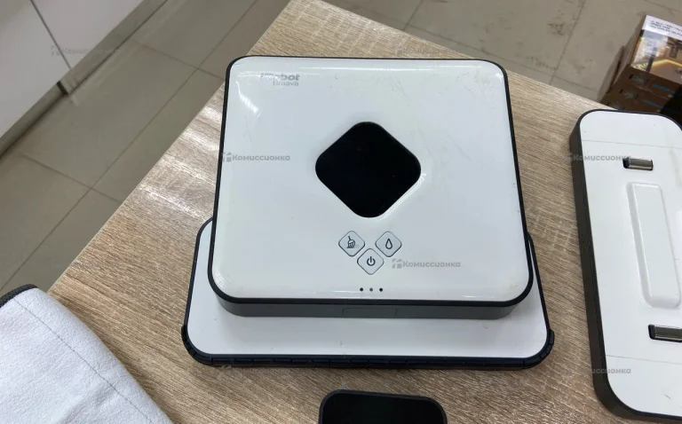 Пылесос iRobot Braqva 390t