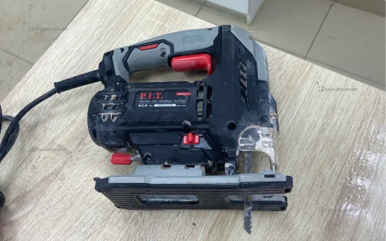 Электролобзик P.I.T. PST70-C2