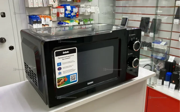Микроволновая печь BBK 17MWS-760M/B
