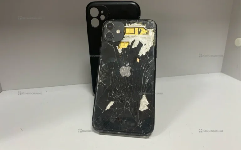 Apple iPhone 11 4/64 ГБ