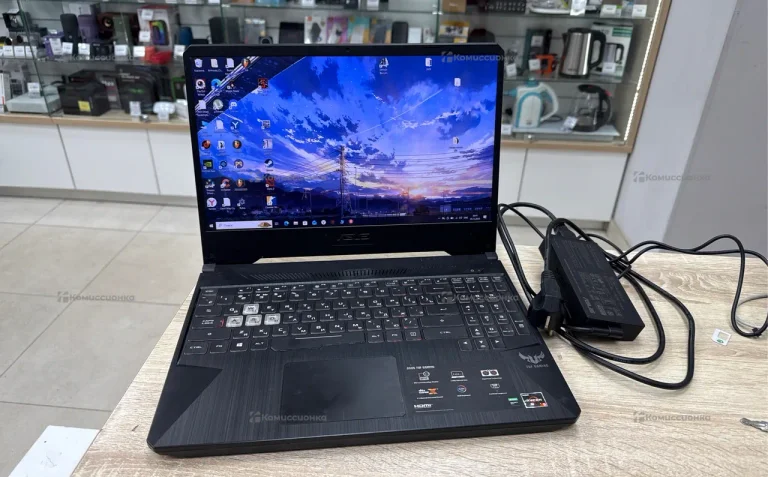 Ноутбук ASUS