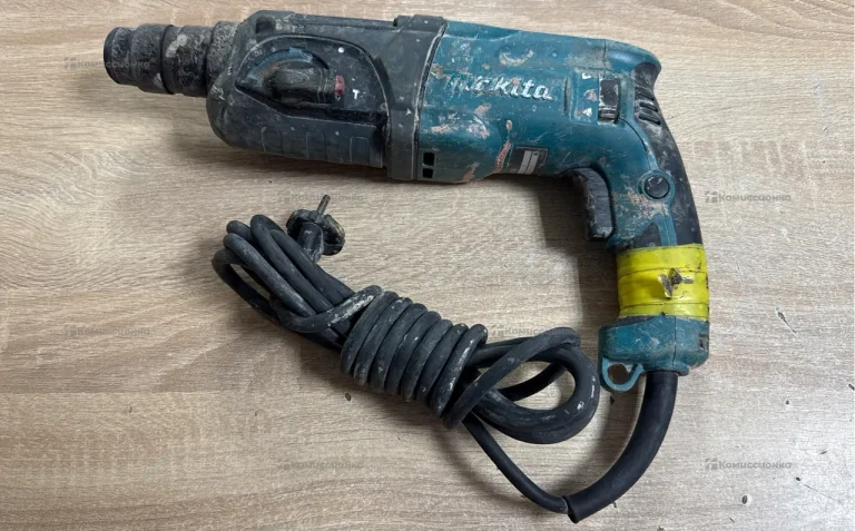 Перфоратор Makita HR2470 2023г.
