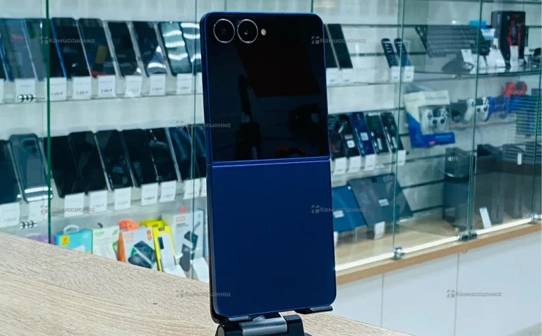 Samsung Galaxy Z Flip7 12/512 ГБ