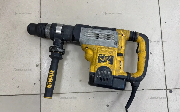 Отбойный молоток dewalt D25762-QS