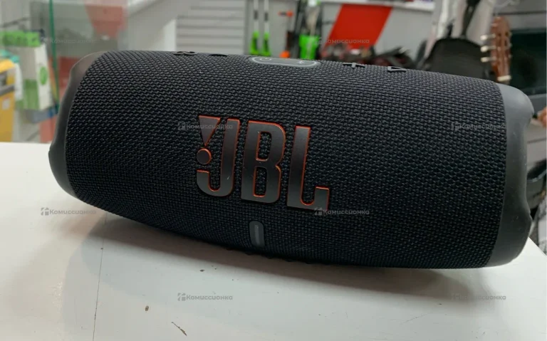 Колонка  JBL charge 5