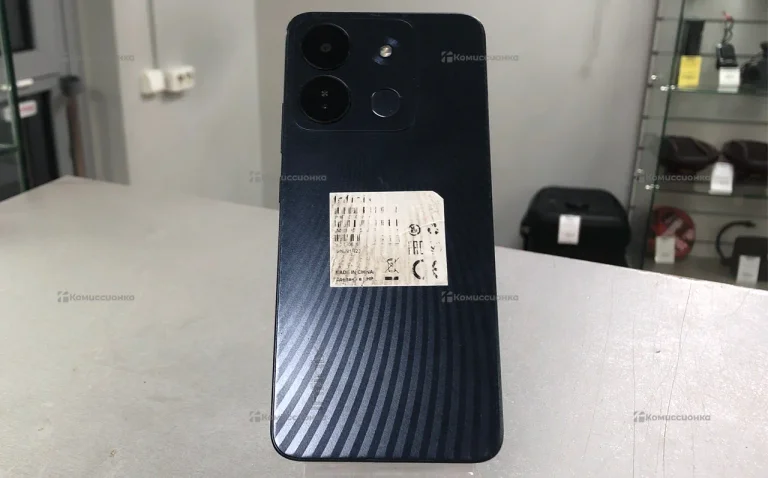 Infinix smart 7 2/64.