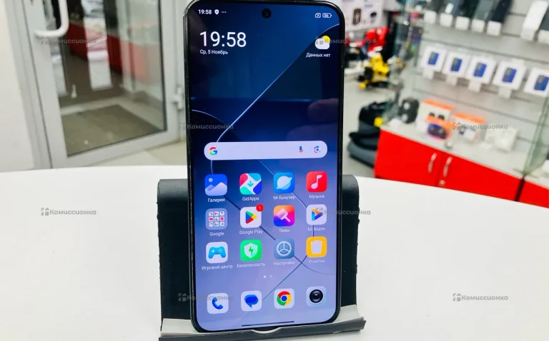 Xiaomi 14 12/256 ГБ