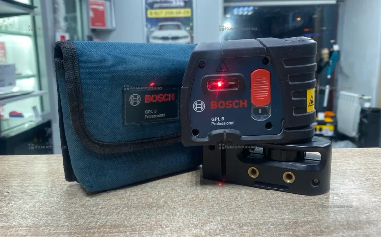точечный уровень Bosch gpl 5
