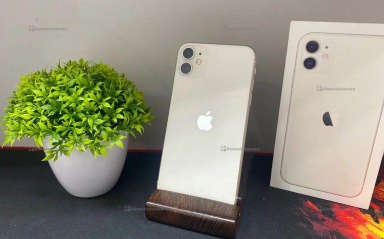 Apple iPhone 11 4/128 ГБ
