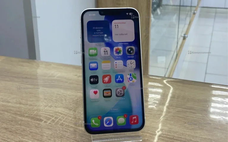 Apple iPhone 13 4/128 ГБ