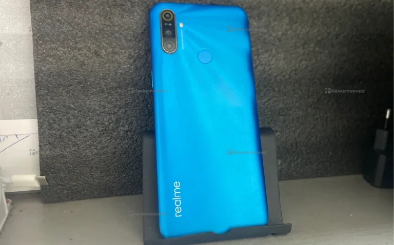 Realme C3 3/32 ГБ