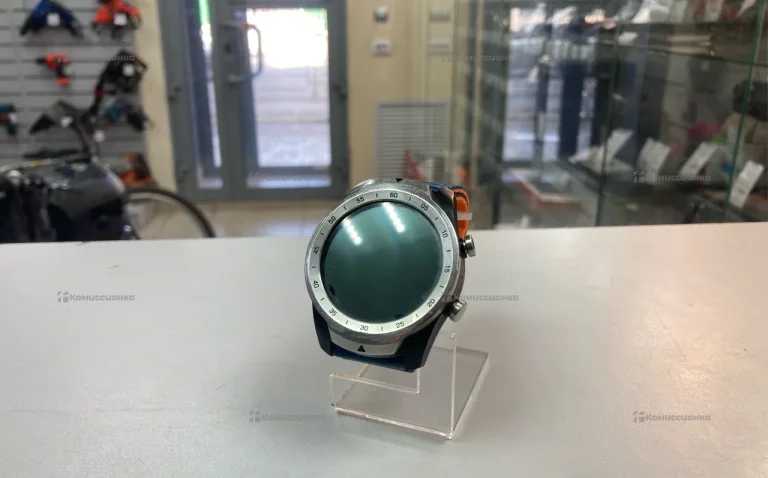 Часы  TicWatch Pro