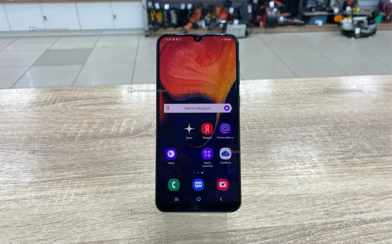 Samsung Galaxy A50 4/64Gb