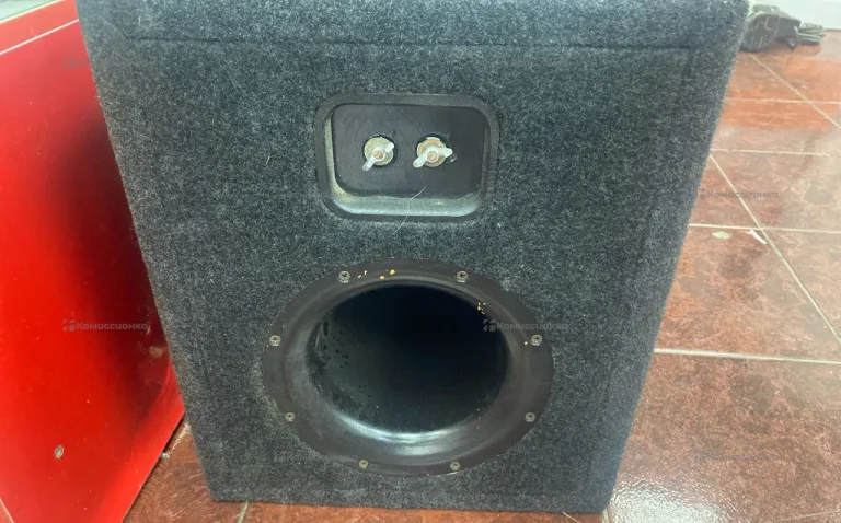 Сабвуфер  db-sa302-d1